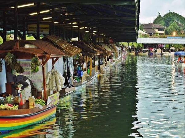 floating market lembang instagram